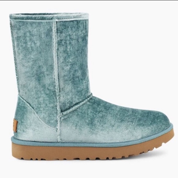 UGG Classic Short II Velvet Atlantic Boots - Picture 8 of 8